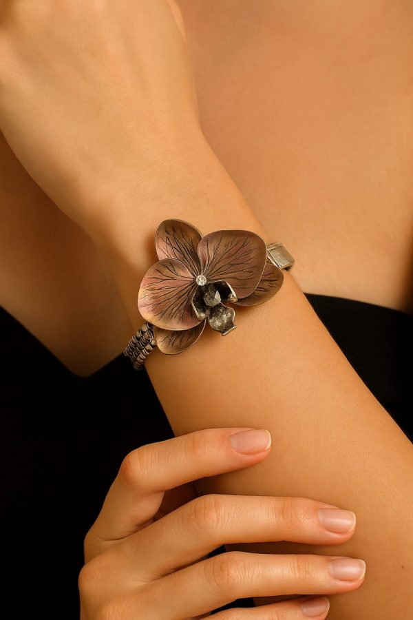 Bracelete Orquídeas Marrom Pintado a Mão Prata - Imagem 2
