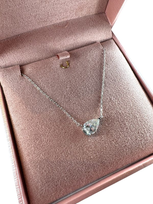 Colar Gota Reclinado Moissanite - Imagem 4