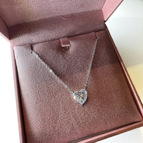 Colar Coração Moissanite - Imagem 3