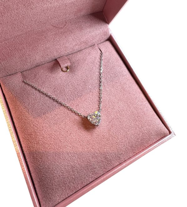 Colar Coração Pequeno Moissanite - Imagem 2